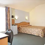 Ferney Republique Hotel