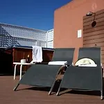 Hotel Ferney Republique *