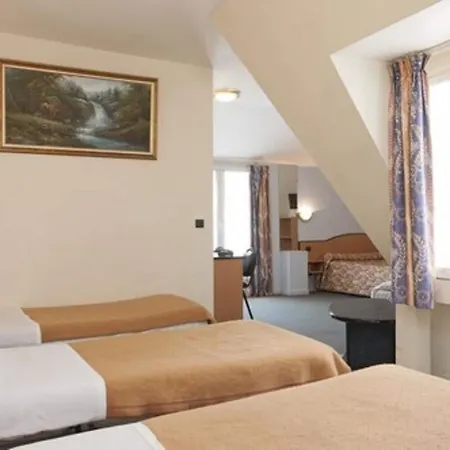 Ferney Republique Ξενοδοχείο