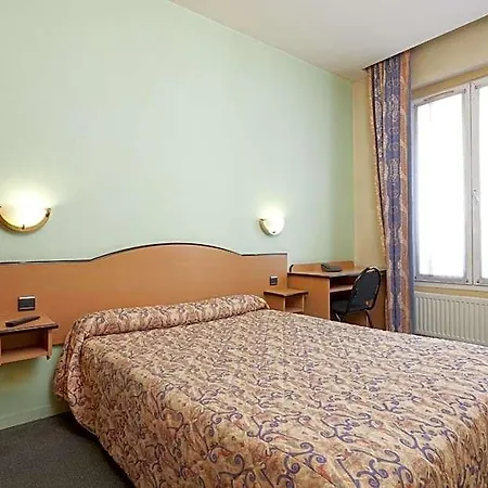 Ferney République Hotel *