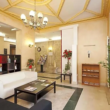 Ferney République Hotel Paris