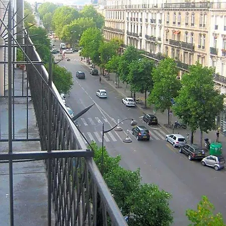 Hotel Ferney République