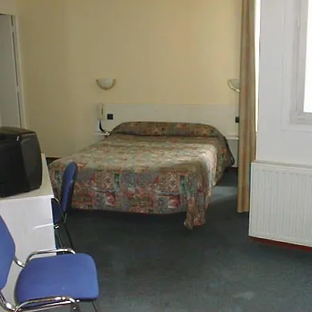 Hotel Ferney République *